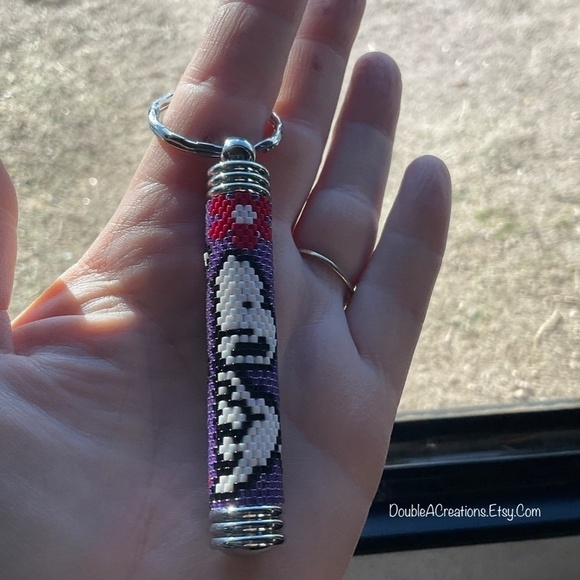 Snoopy Smelling Flowers Beaded Keychain, New, Handmade by Me - Picture 8 of 8